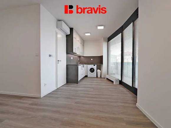 Pronájem pěkného a světlého 1+kk, Brno - Štýřice, ul. Vídeňská, novostavba, terasa, sklep