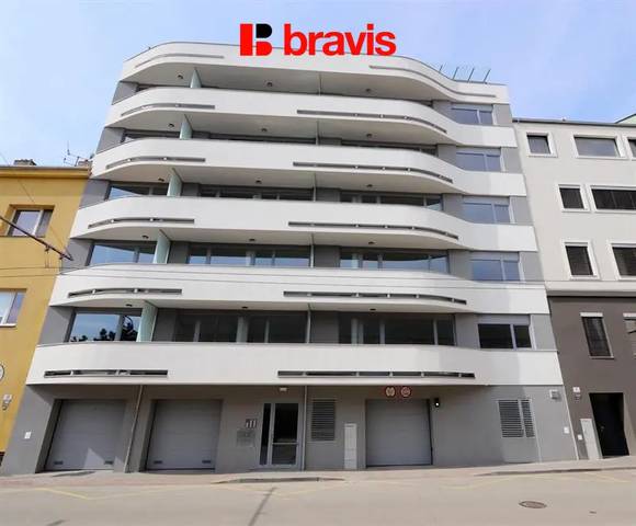 Pronájem  bytu 1+kk, ulice Rumiště, Brno - Trnitá, zařízený, balkón