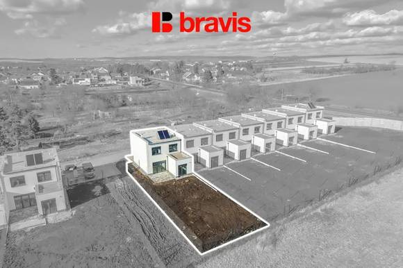 Prodej moderní novostavby nízkoenergetického rodinného domu 5KK (č.9) v Křenovicích u Slavkova, pozemek 446 m2, 2x parkování