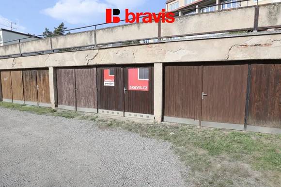 Pronájem garáže, Brno – Stránice, ul. Bohuslava Martinů, 18 m2