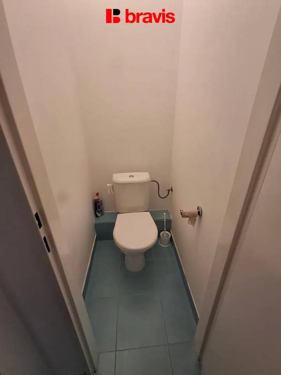 Pronájem vybavené kanceláře 25 m² – Brno Slatina, Tuřanka
