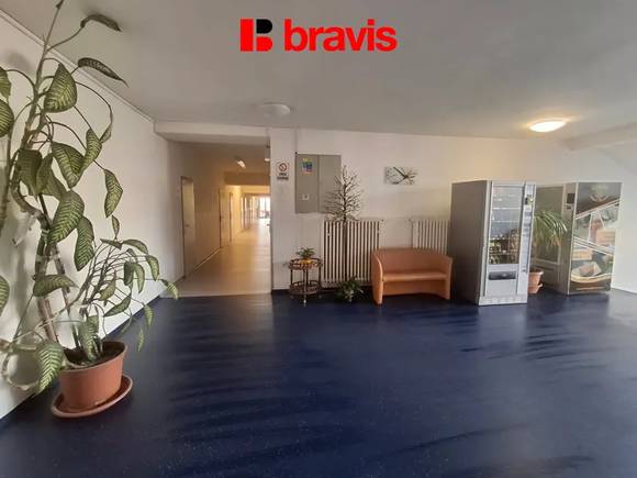 Pronájem vybavené kanceláře 25 m² – Brno Slatina, Tuřanka