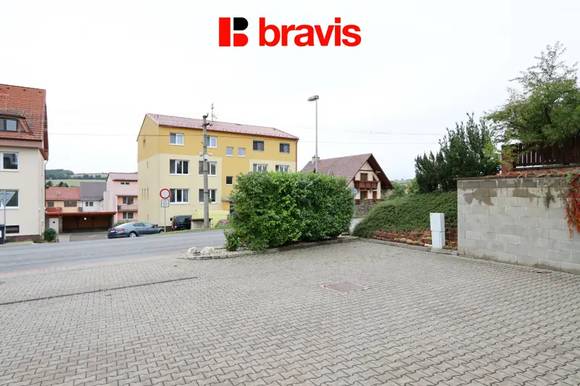 Pronájem moderního zařízeného bytu 2+kk, ulice Modřická, Moravany u Brna, terasa, klimatizace, garáž