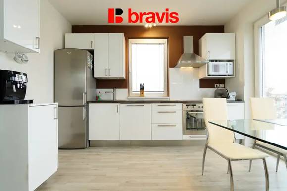 Pronájem moderního zařízeného bytu 2+kk, ulice Modřická, Moravany u Brna, terasa, klimatizace, garáž