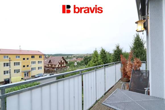 Pronájem moderního zařízeného bytu 2+kk, ulice Modřická, Moravany u Brna, terasa, klimatizace, garáž