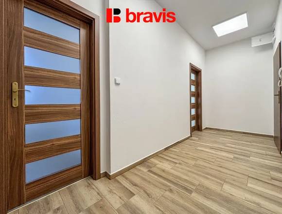 Pronájem nového bytu 2+kk, ul. Vránova, Brno - Řečkovice, zahrada, parkování