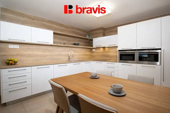 Prodej luxusního apartmánu 3+kk s terasou v AZ Toweru, dvě parkovací stání