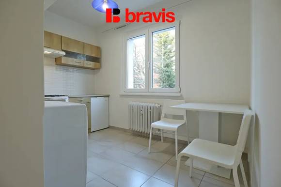 Pronájem bytu 2+1, Brno - Černovice, ul. Húskova, balkon