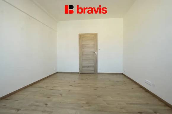 Pronájem cihlového bytu 2+1, lodžie, po kompletní rekonstrukci, komora, Brno - Královo Pole, ul. Mánesova