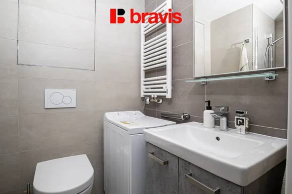 Pronájem bytu 1+kk, Brno - Trnitá, Placzkova ulice, novostavba, parkování, sklep