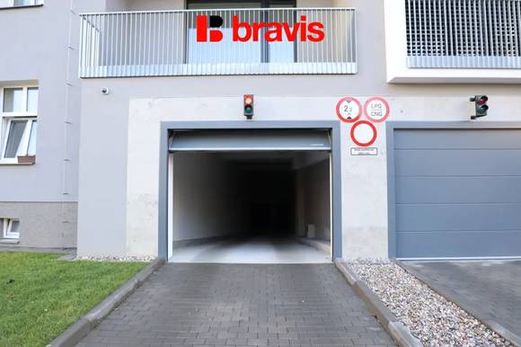 Pronájem bytu 2+kk, Brno - Staré Brno, ul. Rybářská, sklep, balkon, garážové stání