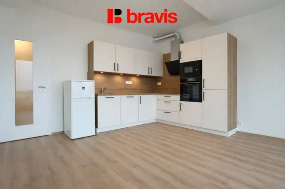 Pronájem bytu 2+kk, Brno - Staré Brno, ul. Rybářská, sklep, balkon, garážové stání