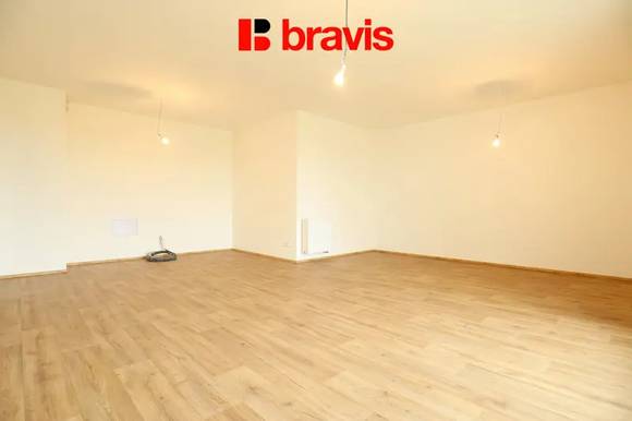 Pronájem bytu 1+kk, ulice Řepova, parkovací stání v ceně, terasa, novostavba, sklep