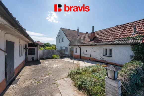 Prodej domu 6+1, Příbram na Moravě, 3x garáž, zahrada, dvůr, studna, parkování na pozemku