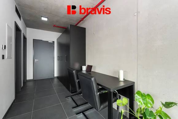 Nové 2+kk, Brno – Královopolská: Kompletně zařízený, s posilovnou, wifi