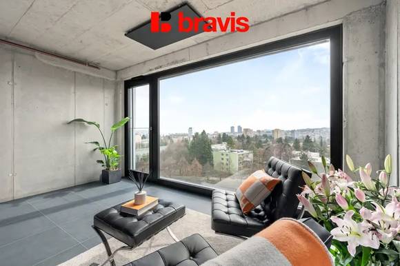 Nové 2+kk, Brno – Královopolská: Kompletně zařízený, s posilovnou, wifi