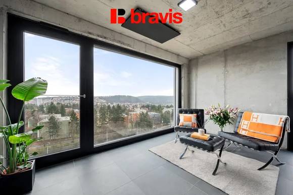 Nové 2+kk, Brno – Královopolská: Kompletně zařízený, s posilovnou, wifi