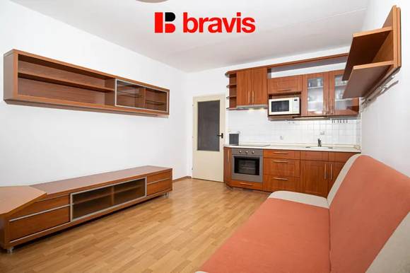Pronájem bytu 2+kk, Brno - Vinohrady, ul. Bzenecká, výtah, částečně zařízený