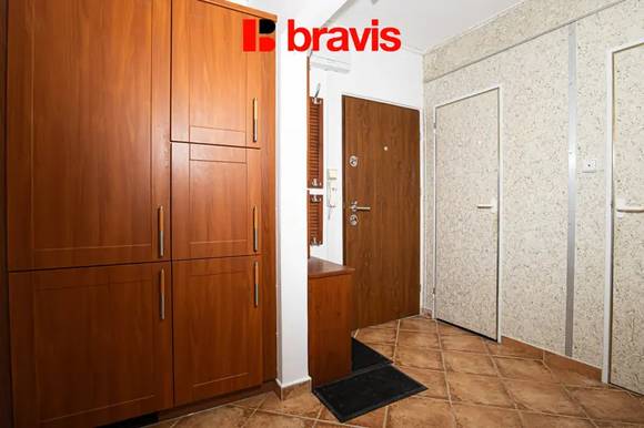 Pronájem bytu 2+kk, Brno - Vinohrady, ul. Bzenecká, výtah, částečně zařízený
