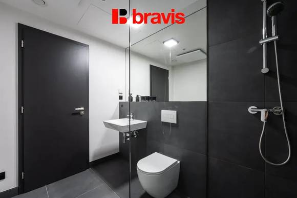 Bydlete nad městem | 1+kk, 35 m², Brno - Žabovřesky, minimalismus, smart home, jste první nájemník