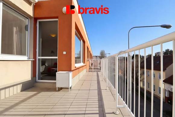 Pronájem prostorného bytu 2+kk, Brno - Komín, ul. Jundrovská, terasa, dvě parkovací stání