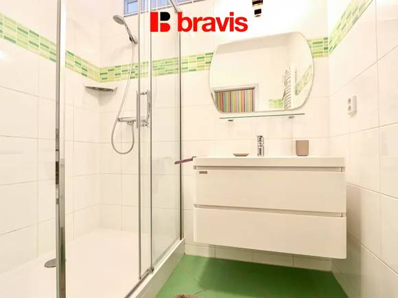 Pronájem prostorného bytu 2+kk, Brno - Komín, ul. Jundrovská, terasa, dvě parkovací stání