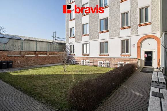 Pronájem bytu 1+1, Brno - Staré Brno, ul. Křížova, zařízený, klidný vnitroblok v blízkosti Mendlova náměstí