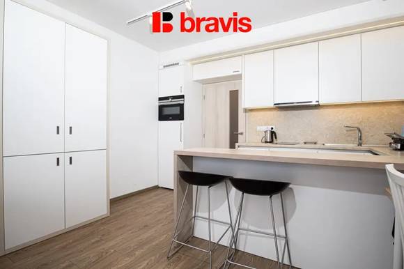 Pronájem bytu 1+kk, Brno - Bystrc, ul. Nad Přehradou, zařízený, blízko Brněnské přehradě