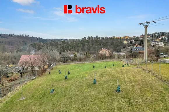 Prodej atraktivního pozemku o výměře 899 m², Babice nad Svitavou, vydáno stavební povolení