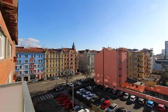 Pronájem bytu 1+1, ul. Dřevařská, Brno - Královo pole, po rekonstrukci, balkon