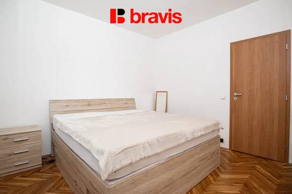 Prodej bytu 2+1, Brno - Lesná, ulice Milénova, lodžie, prostorná komora v bytě