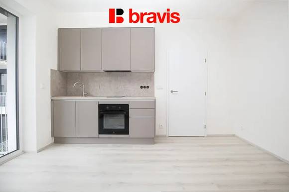 Pronájem bytu 1+kk, Brno - Trnitá, ul. Křenová, novostavba, balkon, výborná dostupnost do centra