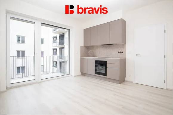 Pronájem bytu 1+kk, Brno - Trnitá, ul. Křenová, novostavba, balkon, výborná dostupnost do centra
