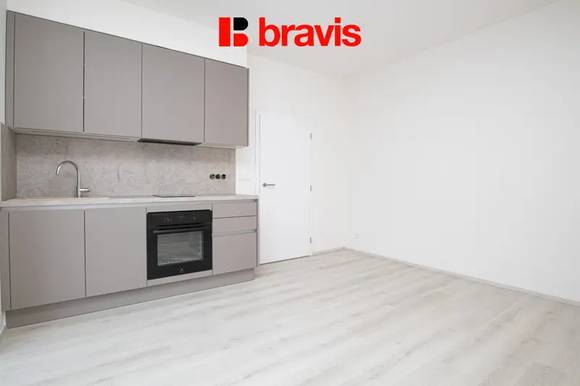 Pronájem bytu 1+kk, Brno - Trnitá, ul. Křenová, novostavba, balkon, výborná dostupnost do centra
