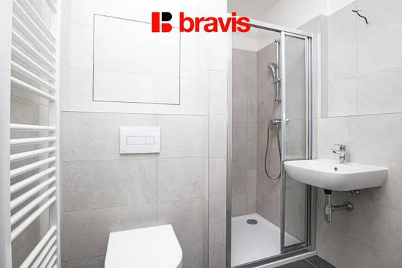 Pronájem bytu 1+kk, Brno - Trnitá, ul. Křenová, novostavba, balkon, výborná dostupnost do centra