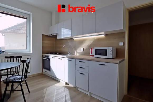 Pronájem bytu 3+1,ul. Střelnice, Brno - Líšen, zařízený