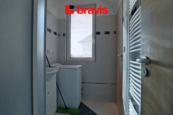 Pronájem bytu 3+1,ul. Střelnice, Brno - Líšen, zařízený