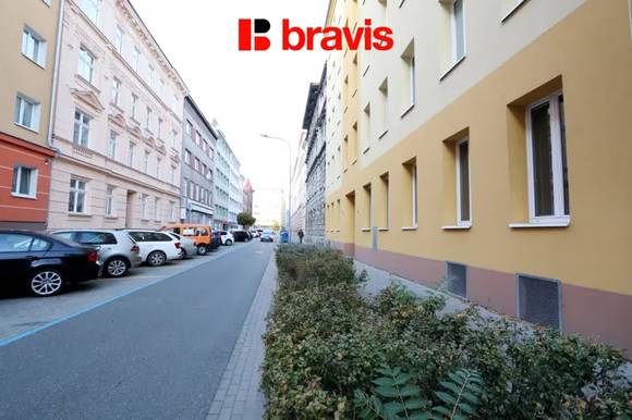 Pronájem bytu 1+kk, Brno - střed, ulice Štěpánská, zařízený, sklep