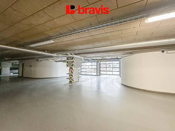 Pronájem garážového stání, Brno - Bystrc, ul. Markůvky