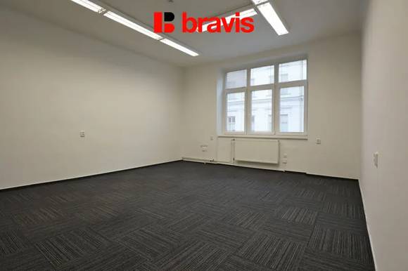 Pronájem kancelářských prostor, ul. Bezručova, Brno - Staré Brno, zrekonstruované, výtah