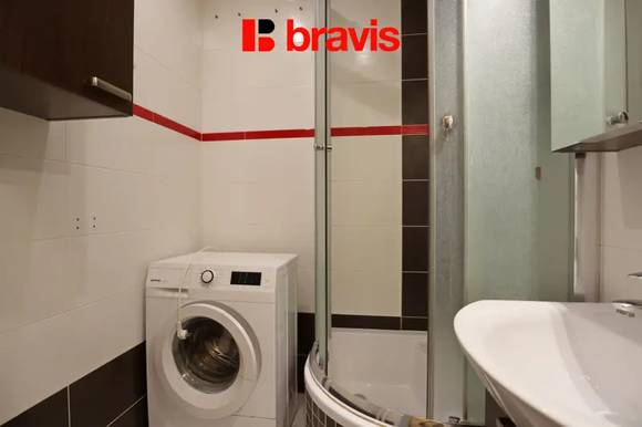 Pronájem bytu 1+1, ul. Fillova, Lesná, kompletně zařízený, lodžie, sklep