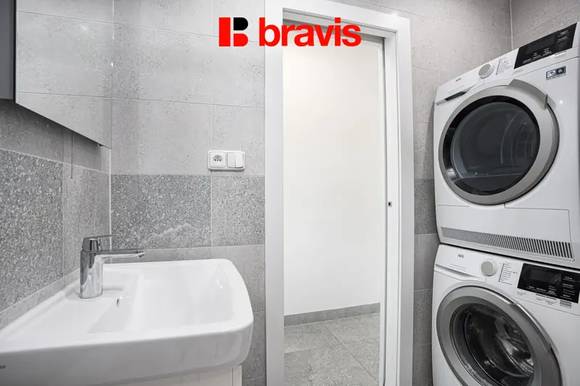 Prodej bytu 3+1, Brno - Slatina, ul. Prostějovská, lodžie, sklep