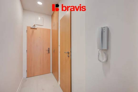 Rent apartment 1+kk, Hudcova street, Brno- Medlánky, sleeping gallery for 2, elevator
