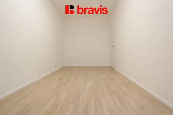 Rent of a luxury new apartment 2+kk, Neumannova Street, Brno - Masaryk District, terrace, garden, air conditioning, dressing room, garage space included in the price
