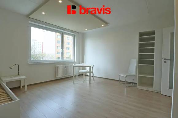 Podnájem zařízeného bytu 1+kk, Brno - Vinohrady, ul. Blatnická, po rekonstrukci, sklep