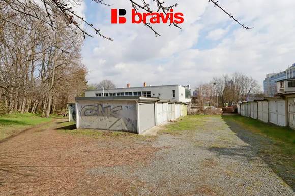 Prodej garáže 19 m², Brno - Štýřice, ul. Hluboká, v blízkosti centra