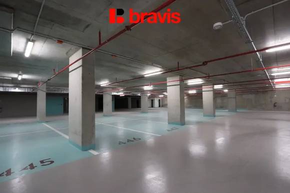 Pronájem garážového stání 13 m², Brno - Trnitá