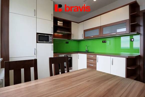 Pronájem byty 3+1, Brno - Židenice, ulice Bořetická, balkon, sklep