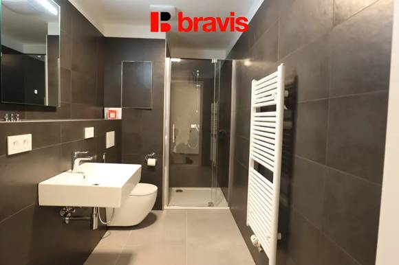 Pronájem novostavby bytu 1+kk 40 m², balkon, sklep, parkovací stání, Brno - Horní Heršpice, ulice Jižní