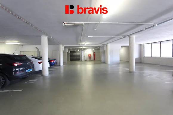 Pronájem bytu 2+kk Brno - Líšeň, ulice Houbalova, garážové parkovací stání v ceně